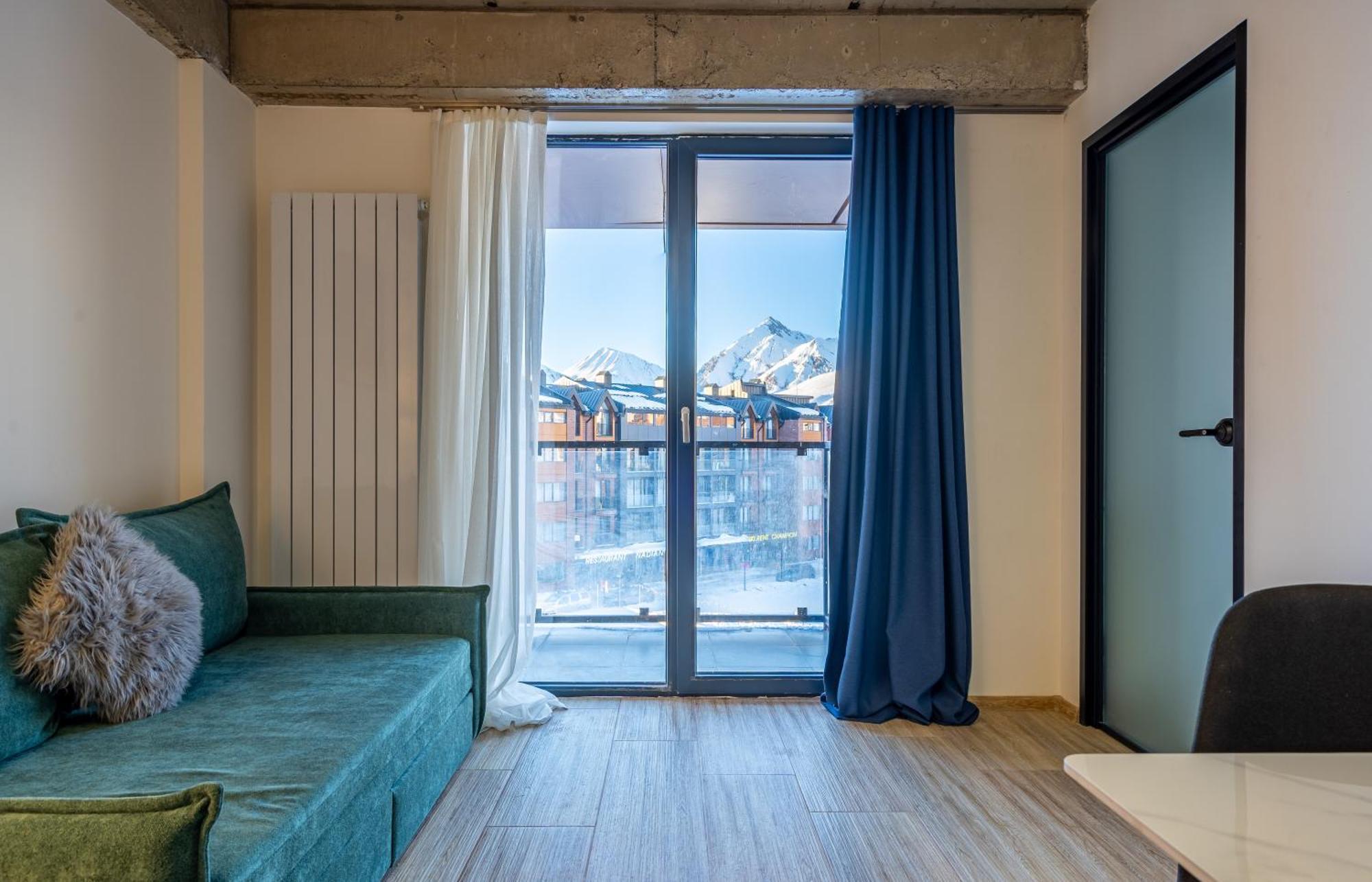 Apartament New Geoflats *